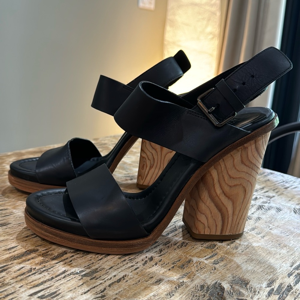 🌱 Vince Haley Black Block Leather Heels